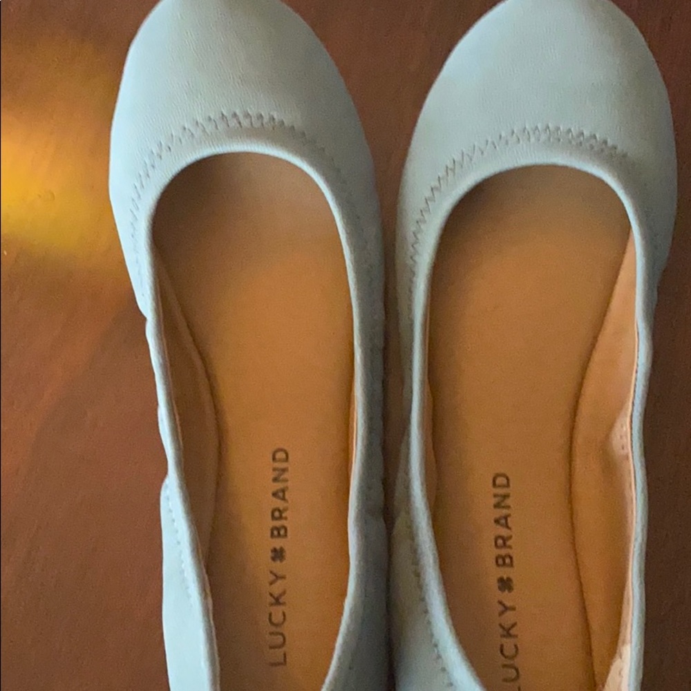Lucky brand flats